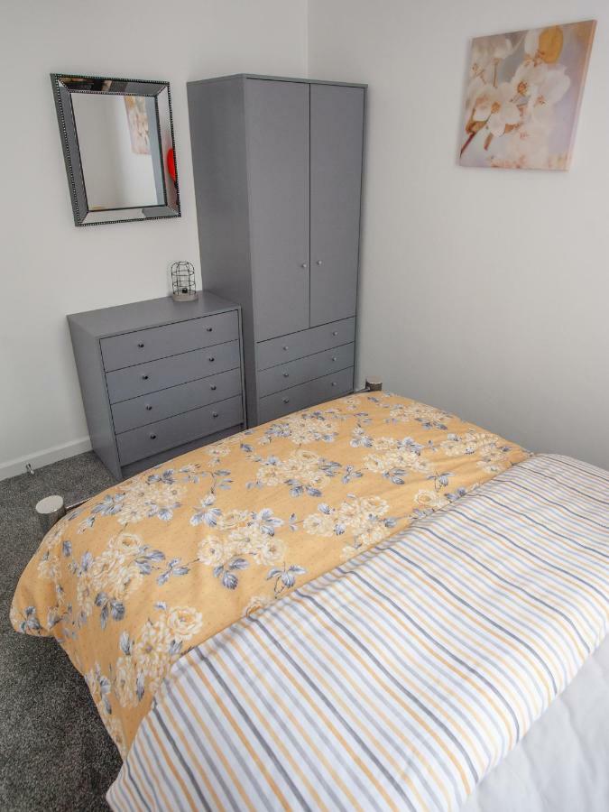 Cwtch Y Coetir Villa Swansea Exteriör bild