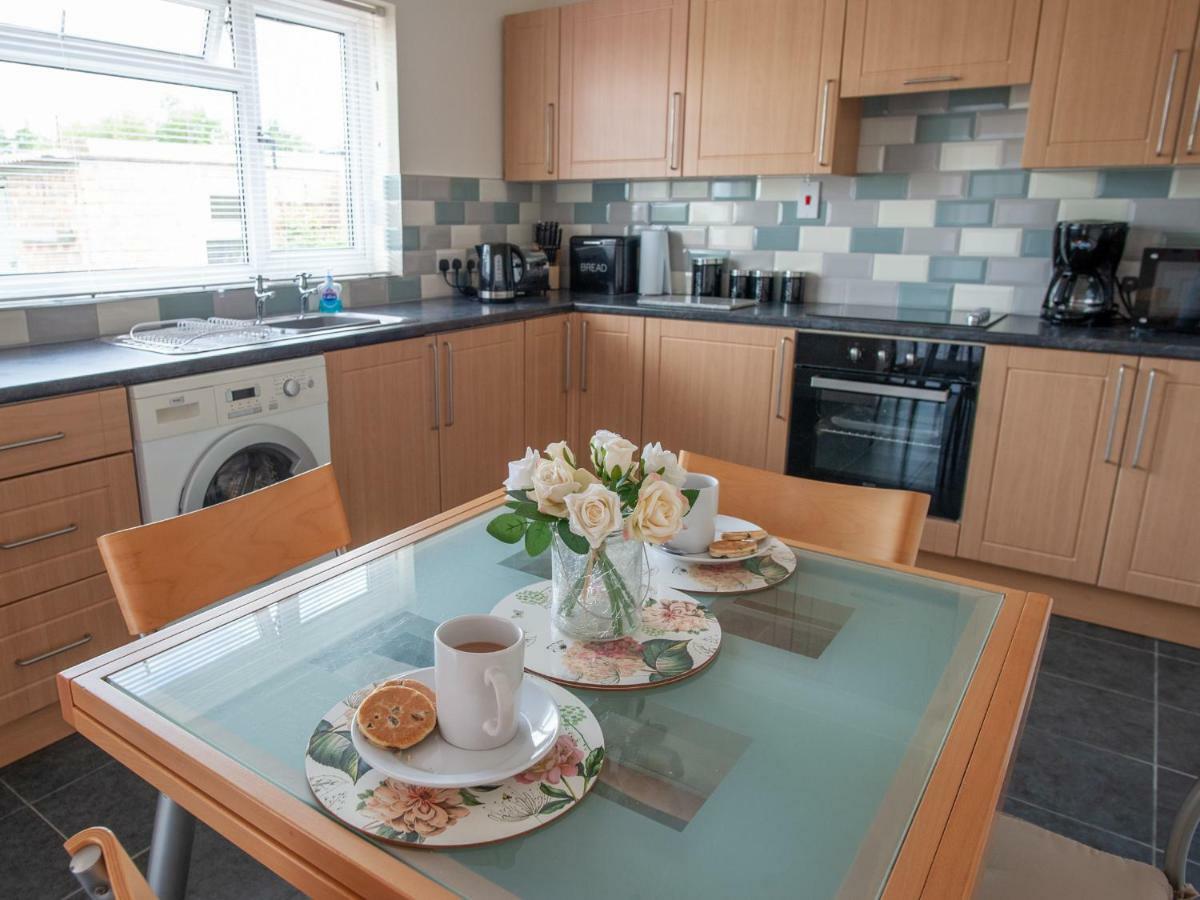 Cwtch Y Coetir Villa Swansea Exteriör bild